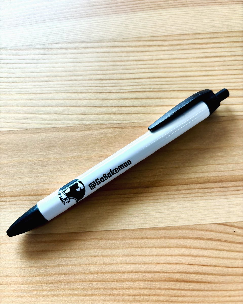 iwaikotobuki's tweet photo. 先日、来てくださった
SAKEMANから素敵なグッズいただきました。
ありがとうございます!
#青いマスクのシモムラ #サケマン #サケマンブルー #日本酒 #世��で日本酒を #明石市 #岩井寿商店 #SAKEMAN #柔道 #ラグビー #サケマングッズ https://t.co/9emokRejaS