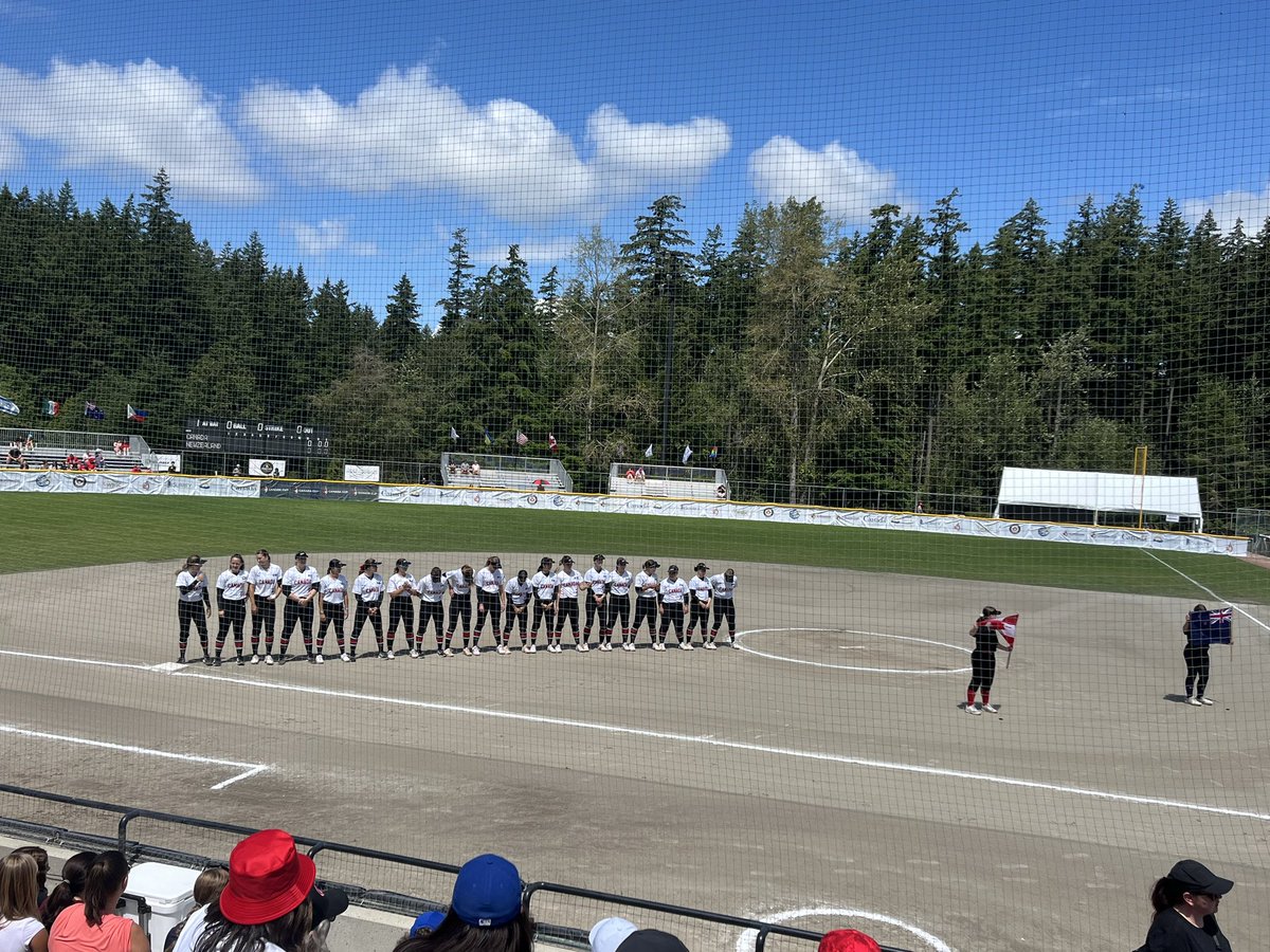 Nola Mountain 🥎💪🏻🇨🇦 tweet media