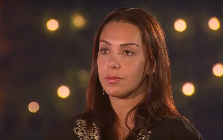 softisimaa's tweet photo. ''te has convertido en la sombra de alguien que ya es una sombra, que es peor, porque por último estar en la sombra de alguien que brilla es algo comprensible, pero él vive a la sombra de oriana''

puede que motheriela se vaya pero se mandó un 2x1 #GanarOServir https://t.co/kYSFSlWc13