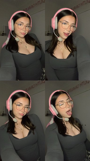 Your new wall paper 🥰 https://t.co/FLxISnDT9A