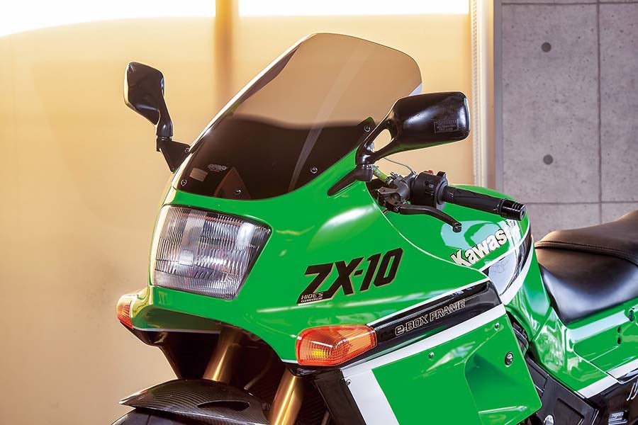 カワサキ ZX-10を、静岡県「Garage Mototech」がカスタマイズ