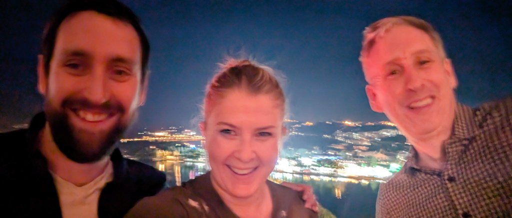 Alexandra Rose tweet media