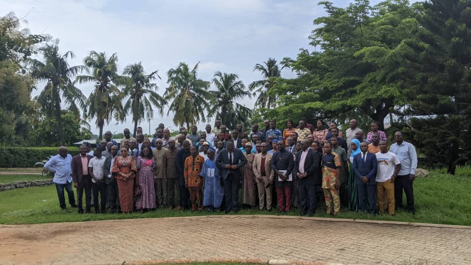 Le jeudi 27 juin 2024, le Ministère de la Culture et du tourisme a organisé un atelier de validation de l’étude de faisabilité de valorisation de la cascade de Souroukou dans la préfecture de Mô à l’Agora Senghor de Lomé.
tourisme.gouv.tg/atelier-de-val…