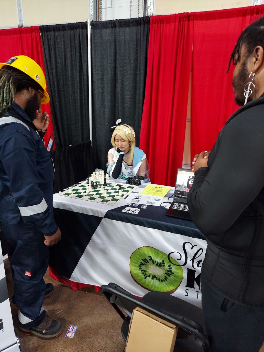 <a href="/KiwisSliced/">Sliced Kiwi Studios</a> I took a few candid pictures at <a href="/TooManyGames/">TooManyGames</a> that I thought you might enjoy