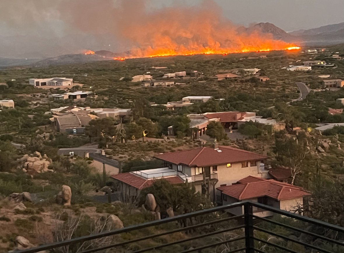 azstateforestry's tweet photo. #BoulderViewFire - Mon. PM Update: 
Crews making good progress w/80% containment on the fire. No new growth; 3,711 ac. 

168 personnel assigned to the incident. Resources will cont. to be demobilized as necessary based off incident needs & to allow for time off or for prepositioning for the 4th & long weekend.

Remaining SET status lifted Sunday. Bartlett Dam & Horseshoe Dam Roads open to the public. 

Stage 1 fire restrictions effective on State Trust lands in Central #AZ to include, Maricopa County. Stage 1 also in effect on @TontoForest Please do your part to help reduce the risk!

Fire restriction information: https://t.co/vgLtA4CrWZ.

Boulder View Fire information: https://t.co/NrNfpXXXJD

📷: Tonto NF, Thursday, 6/27/2024
#AZFire #AZForestry