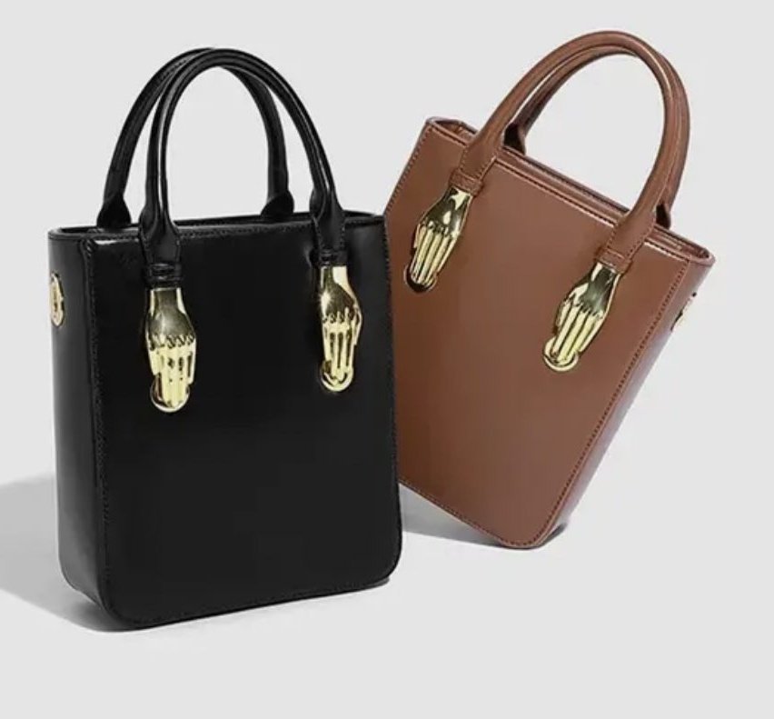 LaCoroline's tweet photo. Esta bolsa significa ser la Mano del Rey. 👑🐉🐲 #HouseOfTheDragon #handoftheking https://t.co/AbzoR5iGUB