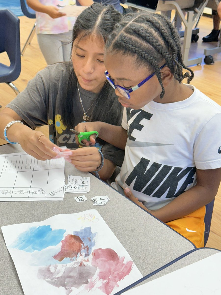 Erika_Goldman's tweet photo. Today during Horizons we produced, read and wrote different rhymes! We were even able to give a rhyme when another friend gave one. It was a marvelous Monday kind of day! π @rbpsEAGLES @HorizonsJS #6weeksofhappiness https://t.co/TWAo1p6y8f