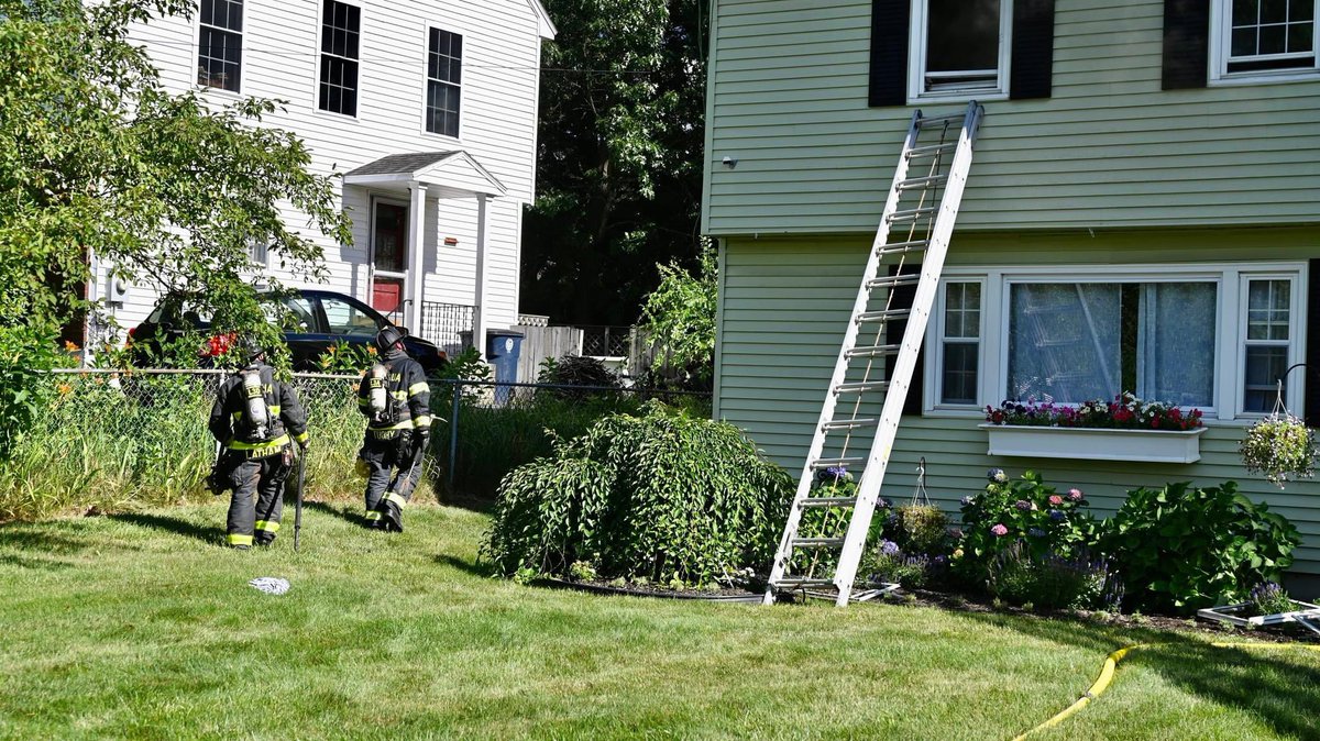 At 4:15 pm Nashua Engines 2, 4, 3, Engine 5 as the RIT engine, Ladders 2, 3, C4, C2,R2, and ALS 10 were dispatched to 15 Kennedy Drive for a house fire. Engine 3 arrived on the scene and reported light smoke showing from a 2 story single family home.