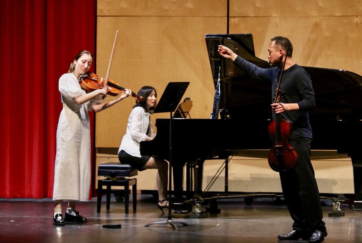 yoomijunkim's tweet photo. "Grateful for an incredible experience at PRISMA festival! As a guest artist, performing alongside talented musicians was pure joy. The festival was superbly organized, and the community's support was heartwarming. #prismafestival #amybeach #dringtrio https://t.co/iQIoqccD3H