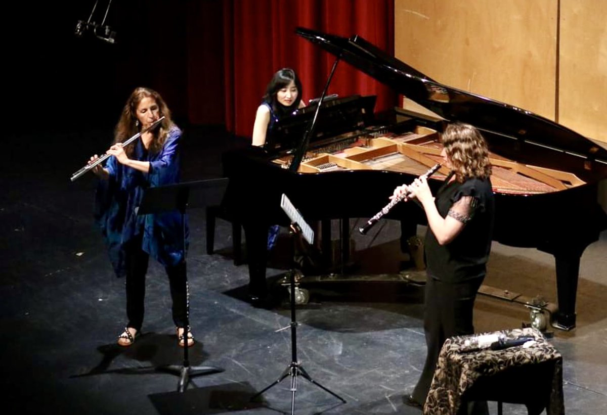 yoomijunkim's tweet photo. "Grateful for an incredible experience at PRISMA festival! As a guest artist, performing alongside talented musicians was pure joy. The festival was superbly organized, and the community's support was heartwarming. #prismafestival #amybeach #dringtrio https://t.co/iQIoqccD3H