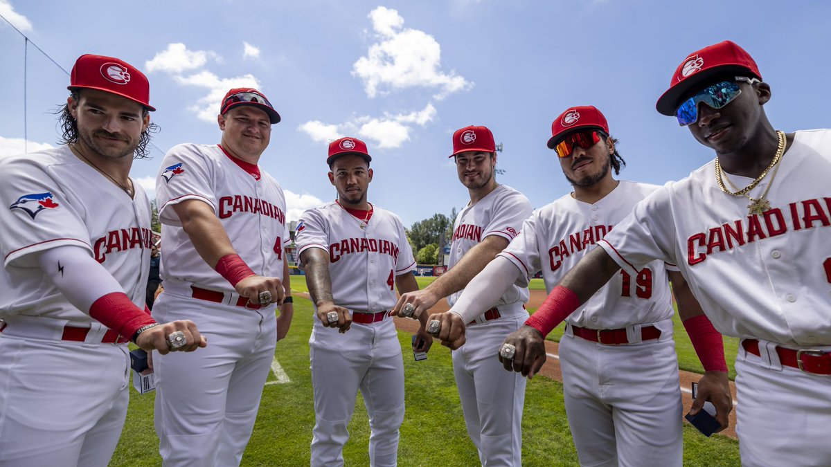 Staff &amp; Players of the 2023 Northwest League Championship team received their 💍 prior to today’s #CanadaDay game! 

💍 SZN | #AtTheNat
