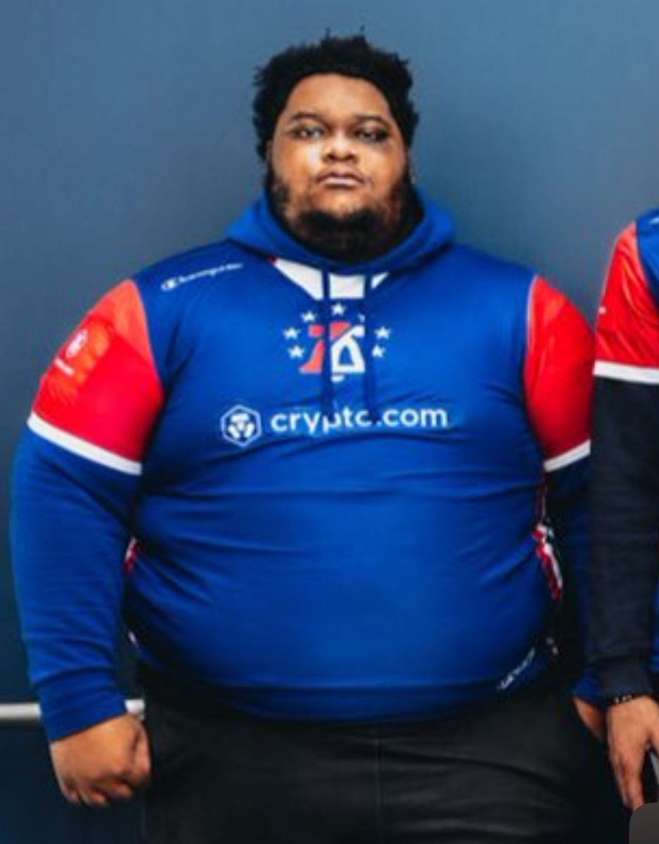 DeeCurry757's tweet image. $100 cash app reward if you retweet and like and tell me his 2Kbuild and I’ll give an extra $50 if you tag him with his build 😈 #IwantMyMoneyByFriday