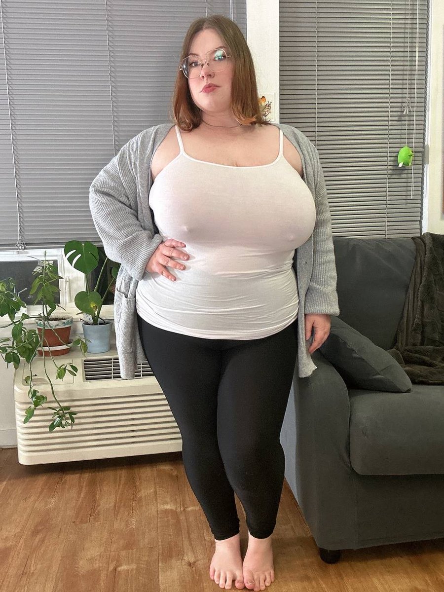 ambersparkl's tweet photo. say hi if u want a free pic 📸 https://t.co/ftdBhVBsea
