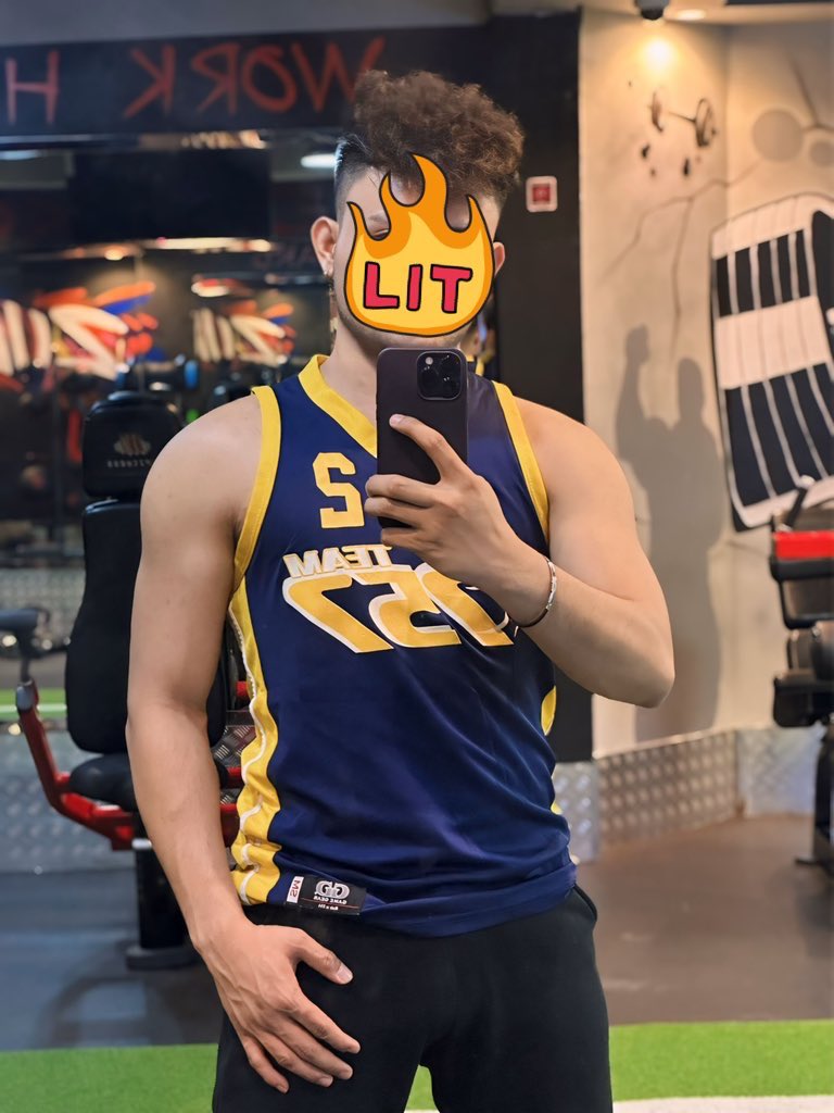 Ajunjun25's tweet image. Sarap ng Moroccan Bath ko kanina at napa sabi nalang si Sir nang.... Sir ang sarap mo😅. 

Sabi ko: ahh bolero ka rin no. Yaan mo may tip ka sakin💪
 #alterrigga #alterdubai #alterAuh