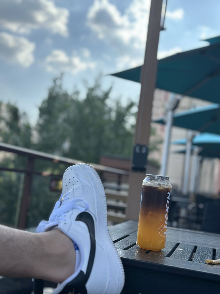 洛白歌LUOBAIGE tweet media