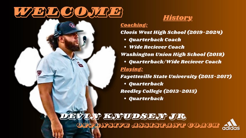 QBCoachK's tweet photo. Excited and blessed with the opportunity to Return to Reedley and coach up our Qs! Appreciate @Coach_Hart15 and the rest of the staff for bringing me in this season! #RG 
@CoachRHammond @CoachJMc32 @JLira2 @CoachDreWalton   @coach_Boles @CoachLor92 https://t.co/USFdEC5pcu