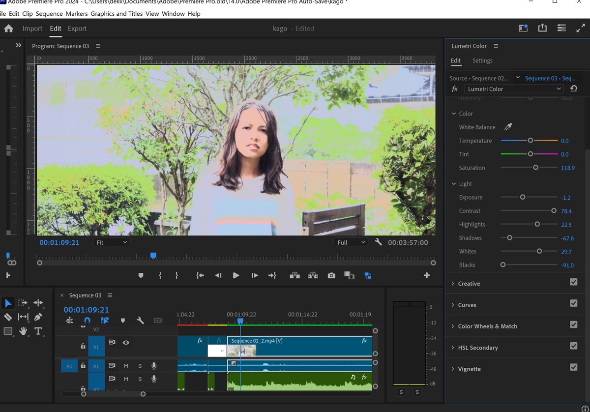 Kyokalovesanime's tweet photo. Can anyone help me with this? I am trying to color correct, but everytime I add lumetri it completely changes the colors, even if the lumetri setting was reseted. It gets washed out I think? The last photo is what its supposed to be #Adobepremier #Adobepremiertroubleshoot https://t.co/9xdSW6I2JF