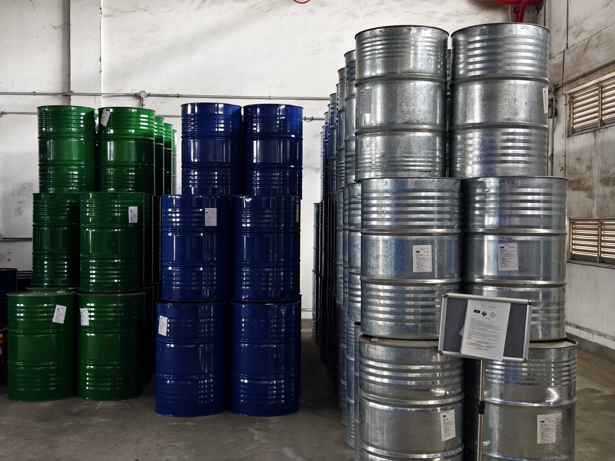 LinkLeo1000's tweet photo. 90% of cyclohexane is used in the production of cyclohexanone, which is an intermediate product in the production of caprolactam and adipic acid #cyclohexane #chemical #chemical #110-82-7 #factoryprices https://t.co/pbRa6g4UOj