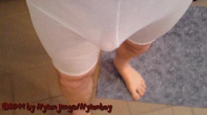 💯New video: watch now! 😍  💘Piss Balloon X2💘   👉https://t.co/ppSr5epSzS👈  @faphousecom #Amateur #Solo<a href="/tag/bathroom"class="tags"><span>#bathroom</span></a><a href="/tag/nylon"class="tags"><span>#nylon</span></a><a href="/tag/pissing"class="tags"><span>#pissing</span></a><a href="/tag/solo"class="tags"><span>#solo</span></a><a href="/tag/amateur"class="tags"><span>#amateur</span></a>