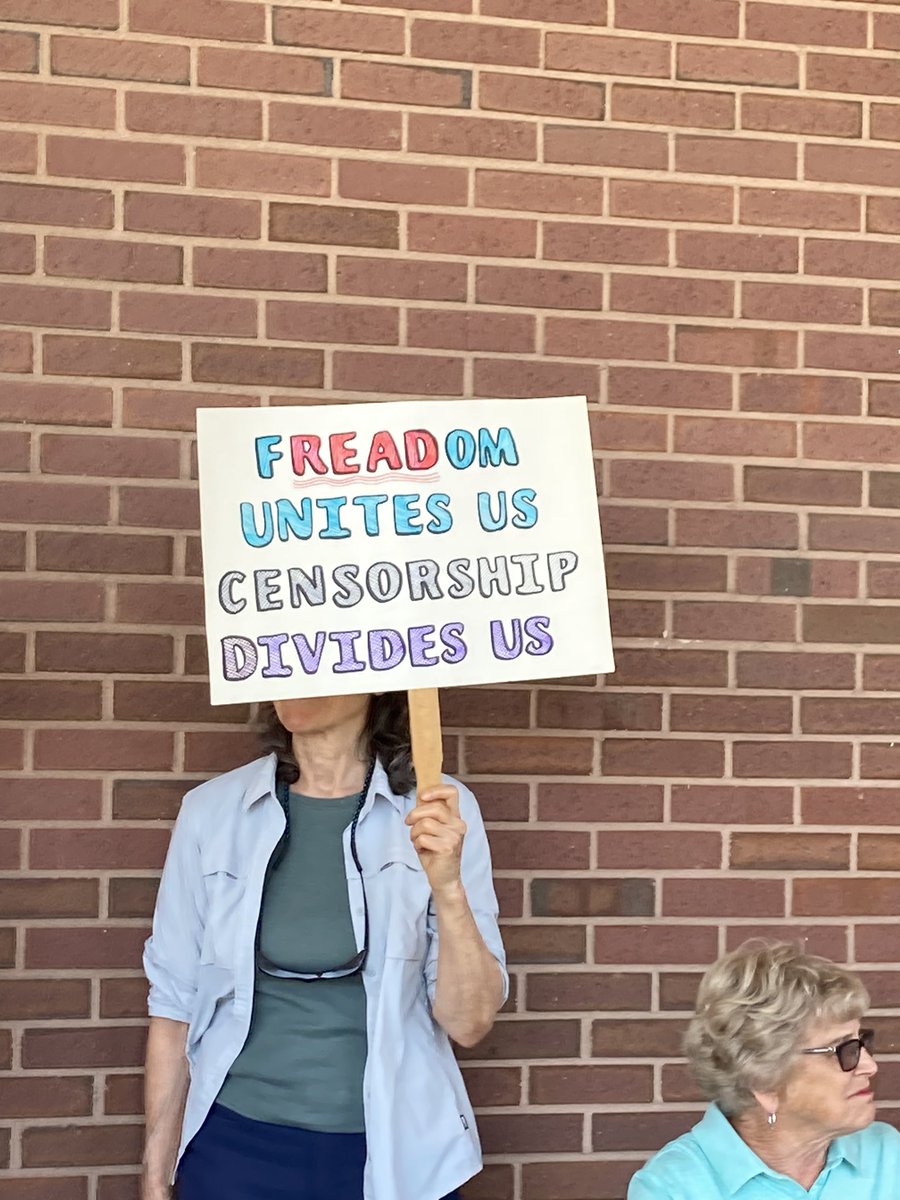 Idaho_Libraries's tweet photo. Thank you to everyone who came out to support libraries today. Today the law under HB 710 goes into effect. We will never stop advocating and supporting our libraries ❤️thank you for doing the same. https://t.co/1X6CaGS6Vr