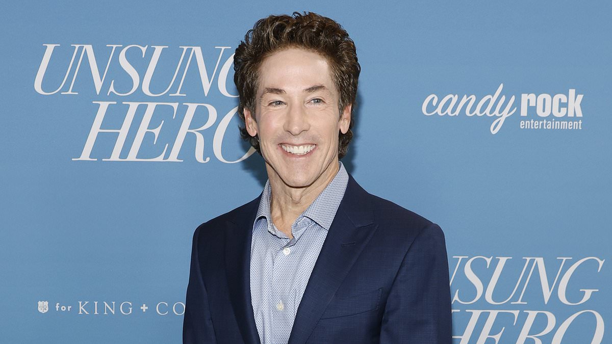 AlteredEgoNews's tweet photo. Millionaire televangelist Joel Osteen is roasted over tweet to his followers about the 'simple things' in life https://t.co/KWPuBzspCq https://t.co/FvvvzxDekE
