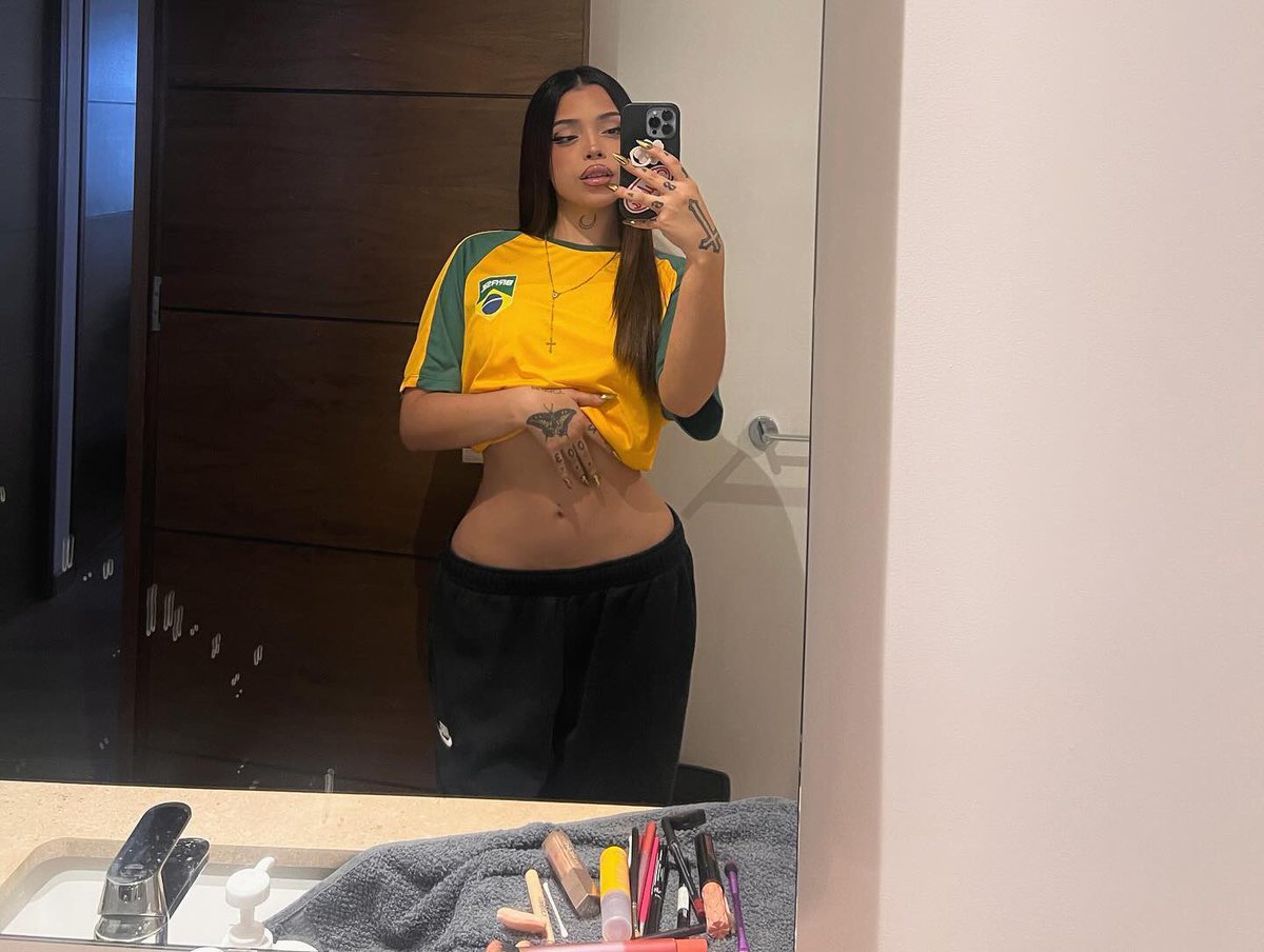 ingratax with yellow💛