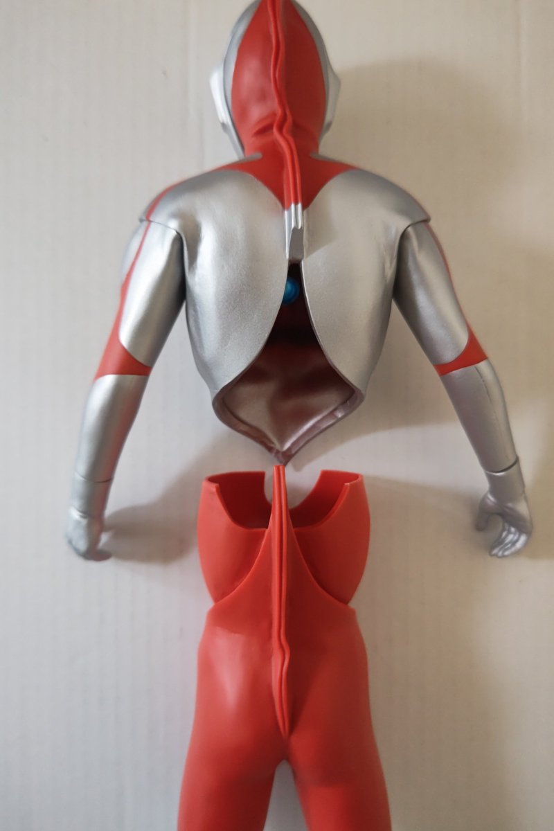 セキさんのハンサムタロウエム ウルトラマン TYPE B 到着 この分割