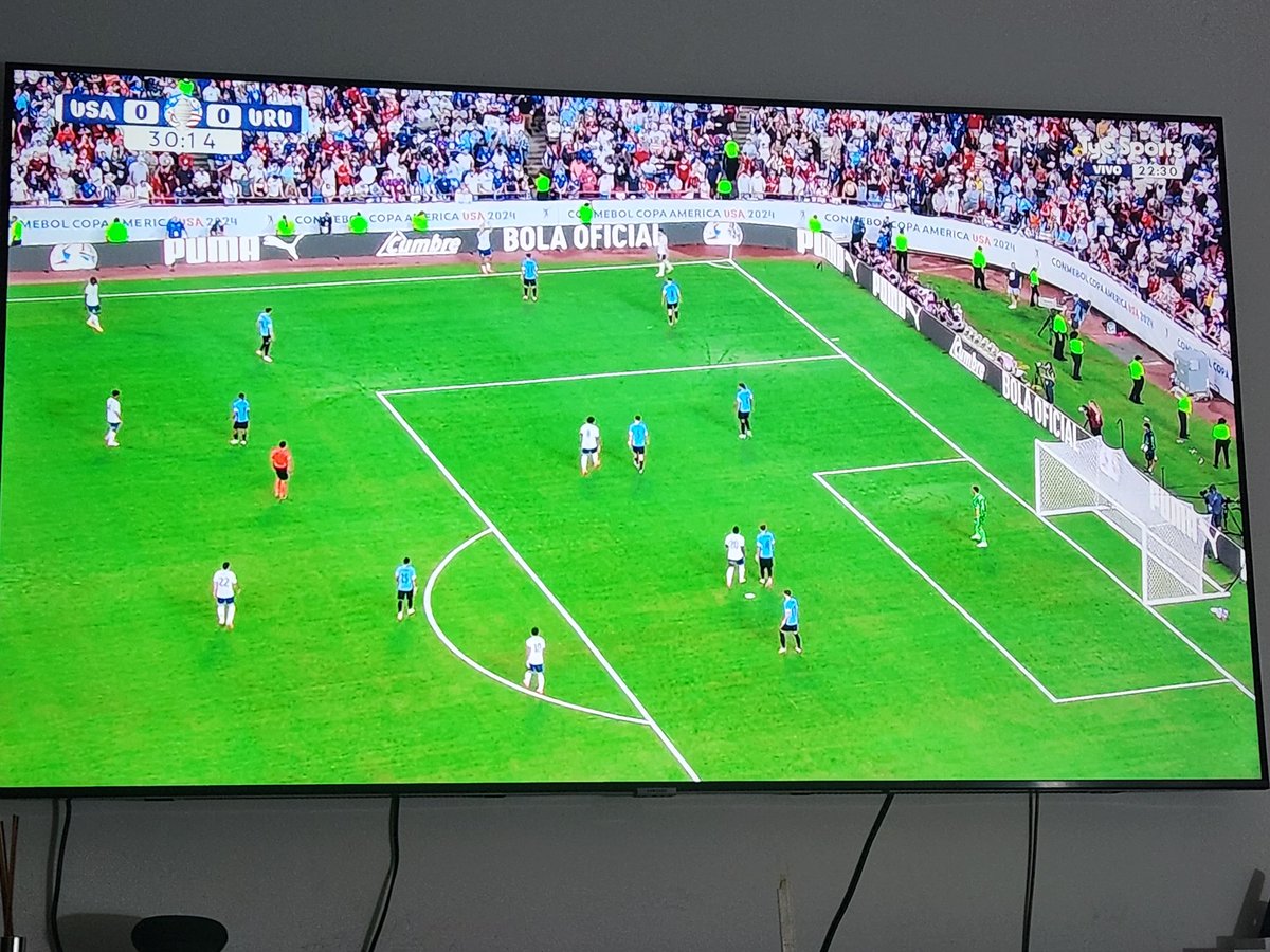 hjfraind's tweet photo. Esta camara esta OK para mostrar una disposicion del juego, pero NO para transmitir TODO un partido. https://t.co/lf5FK1IwJ7