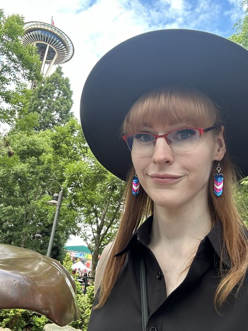 Had a &ldquo;gay&rdquo; time at Seattle pride 🌈 https://t.co/sasRGr8Lho