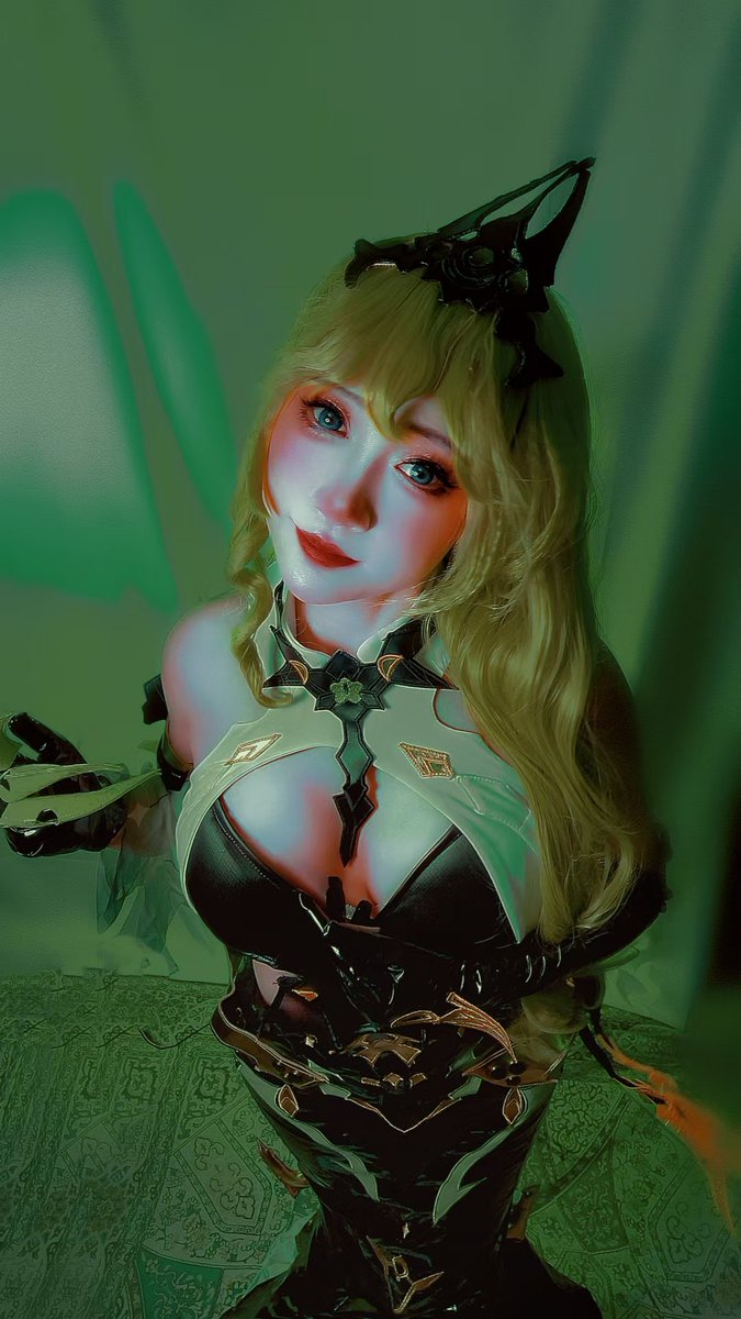 福利姬🦊婳分享的黄推图片3 - 网红私拍内容