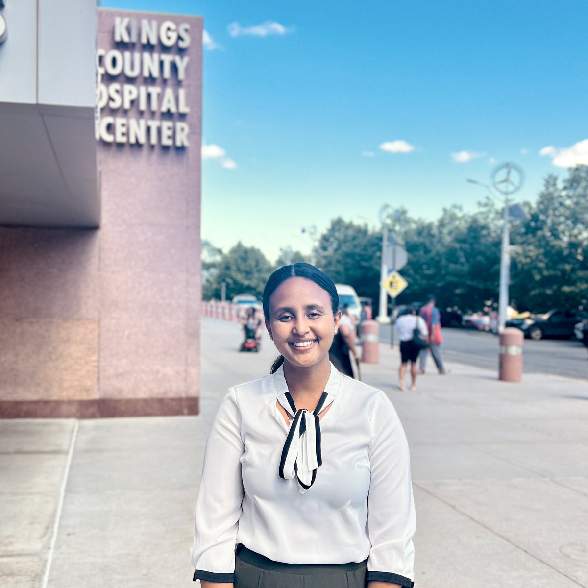 Excited to transition to PGY-3 and honored to have been selected as Chief resident for 2025-2026! Looking forward to the challenges and opportunities to excel in the near future! 😊

#MedTwitter #MedEd #Residency #mentor #Leadership #grateful #GI