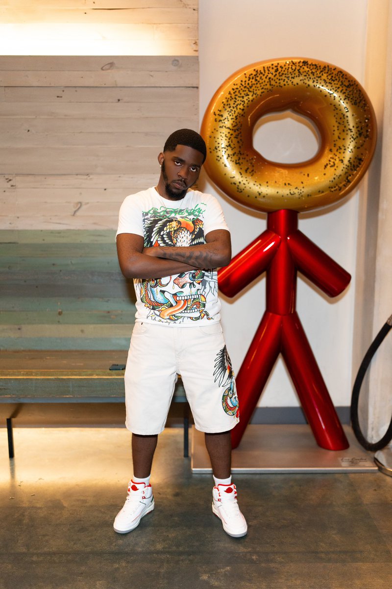 I could take you to the boss but they gon tell you follow me 🏆

#nyc #theblueprint #thebiggest #pride #headhoncho