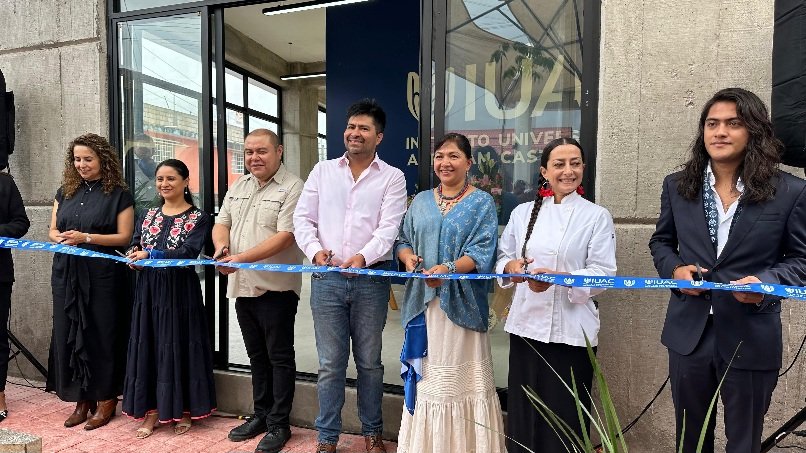 CuartaPlana's tweet photo. #Enterate | Comienza una nueva era educativa en la #Mixteca de #Oaxaca. Realizan el relanzamiento del Instituto Universitario "Abrahám Catellanos" en #Huajuápan de León.

https://t.co/IG0etZcsQy

#Noticias #BuenDía #BuenLunes #FelizLunesATodos @EducacionPubOax @IEEPOGobOax @SEP_mx