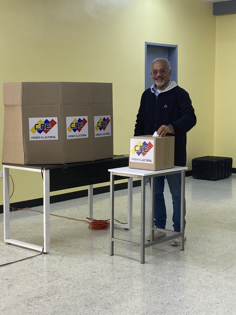 Luis C Figueroa tweet media