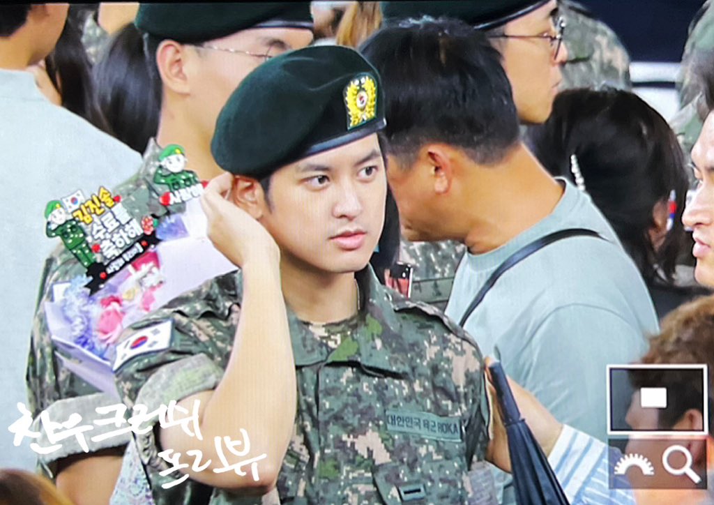 [Preview] 240702 수료식.

<a href="/iKON_chan_w000/">정찬우</a> 
#iKON #CHANWOO #CHAN #아이콘  #정찬우 #찬우 #チャヌ #찬우크러쉬