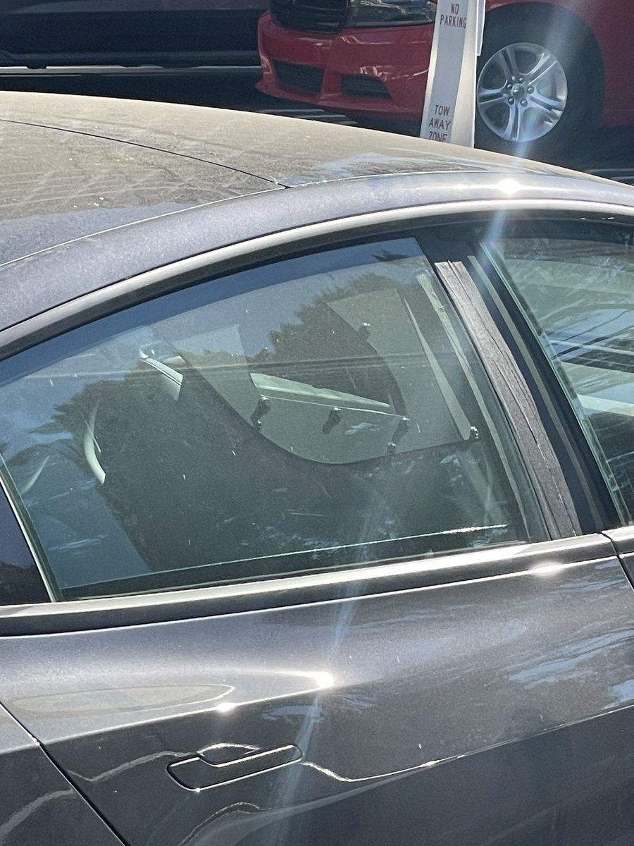 cliffdailey's tweet photo. .@SawyerMerritt Spotted a few refreshed Model 3’s in Los Angeles rocking camera placement for the Tesla RobiTaxi concept car. Am I wrong? https://t.co/37IwuAU8G3
