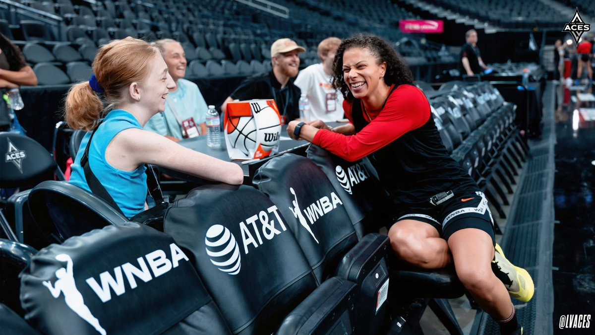 Las Vegas Aces tweet media