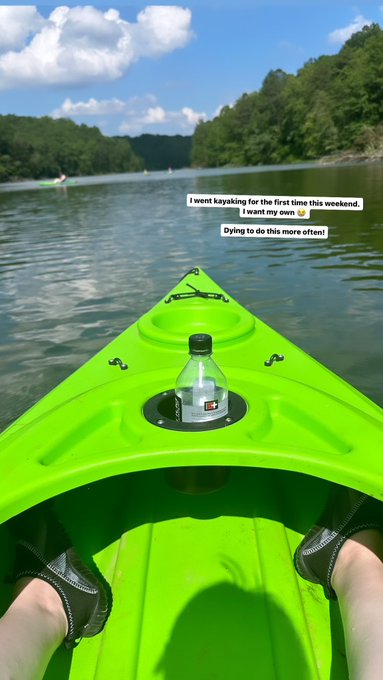 Went kayaking for the first time and it was so fun. This is living y&rsquo;all, I&rsquo;d get kayaks myself if my