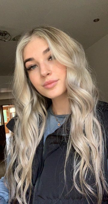 Watch beauty Princess's leaked NSFW photo on TwXstars