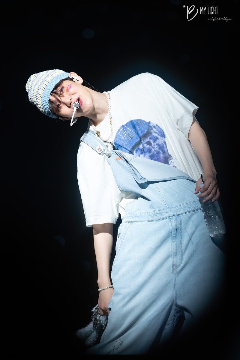 B_MyLight56's tweet photo. 240629 Lonsdaleite in Macau🤍
(๑＞ڡ＜)☆

#BAEKHYUN
#백현 #백현이 #baekhyun #EXO
@B_hundred_Hyun 
@BAEKHYUN_INB100 https://t.co/pbfjlV0WWP