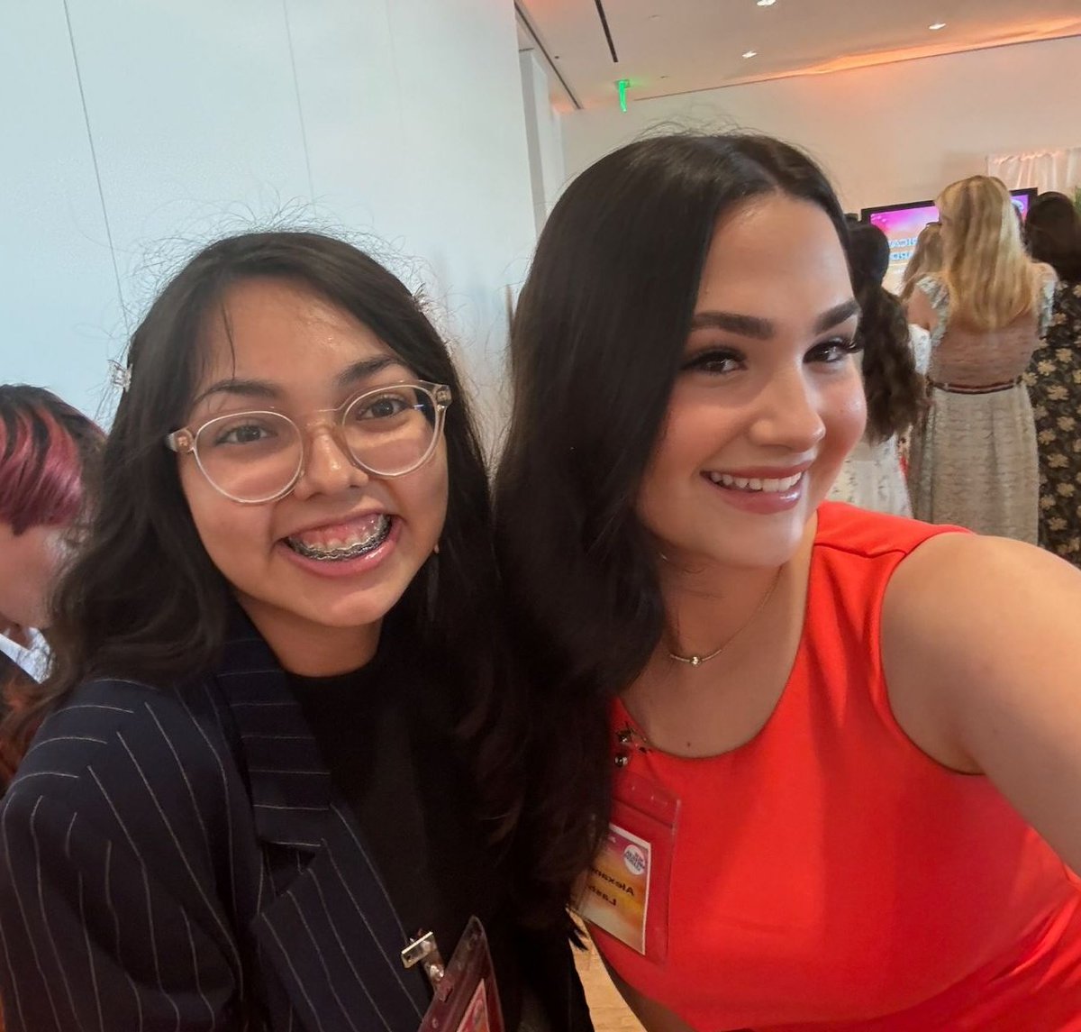 EricaMosca14's tweet photo. So proud of our #AD14 Youth Committee members doing their thing in Washington, DC! Congrats #EastLVPride @kevinfornevada interning with @SenJackyRosen this summer &amp; Miriam at @NewAmericanLd Ready to Lead this past week w/former intern Alexandria! #HomeMeansNV #NVLeg https://t.co/hRnSt6Fzi1