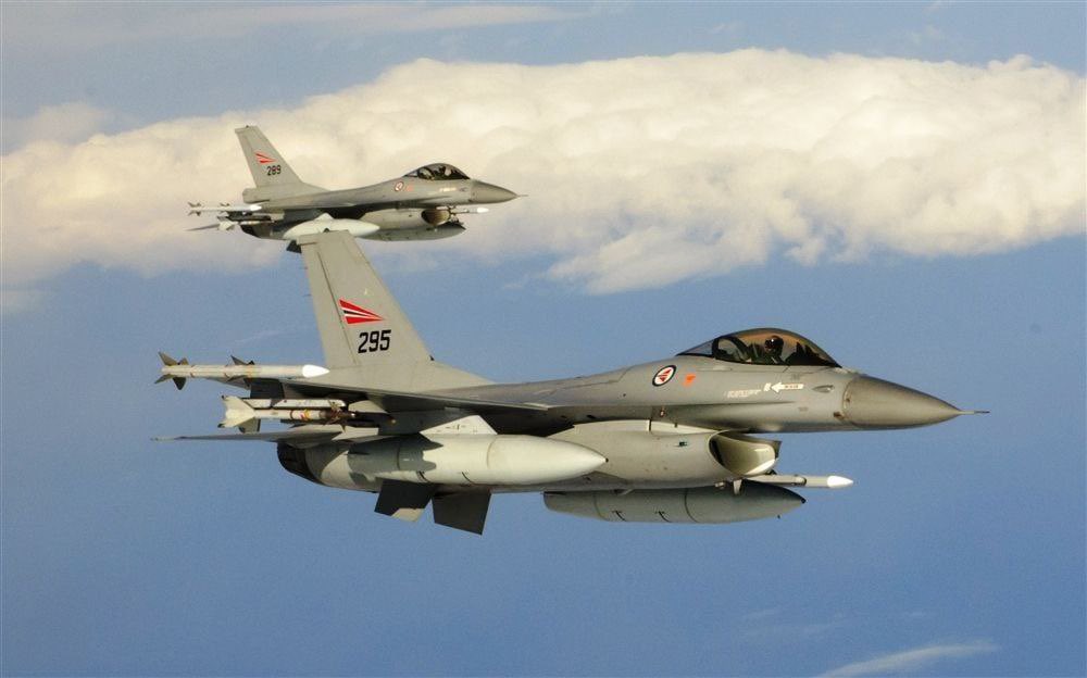 ⚡️⚡️⚡️“The Netherlands 🇳🇱 approved a license for the export of 24 F-16 fighters to Ukraine 🇺🇦.”

- Dutch Ministry of Defense

🔥 The first aircraft will be delivered soon.