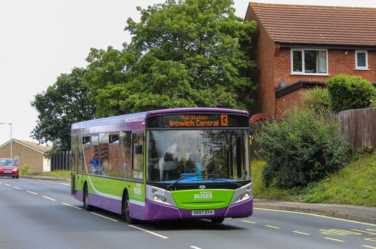 BryanDickson4's tweet photo. On this day 2019 @ipswichbuses Enviro300 SK07 DYA 83 in Belmont Road. https://t.co/4faa9HinpP