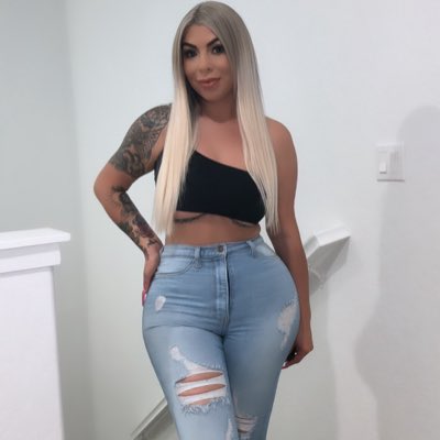 sandybbyy's tweet photo. #NewProfilePic https://t.co/jLnssJz7PA