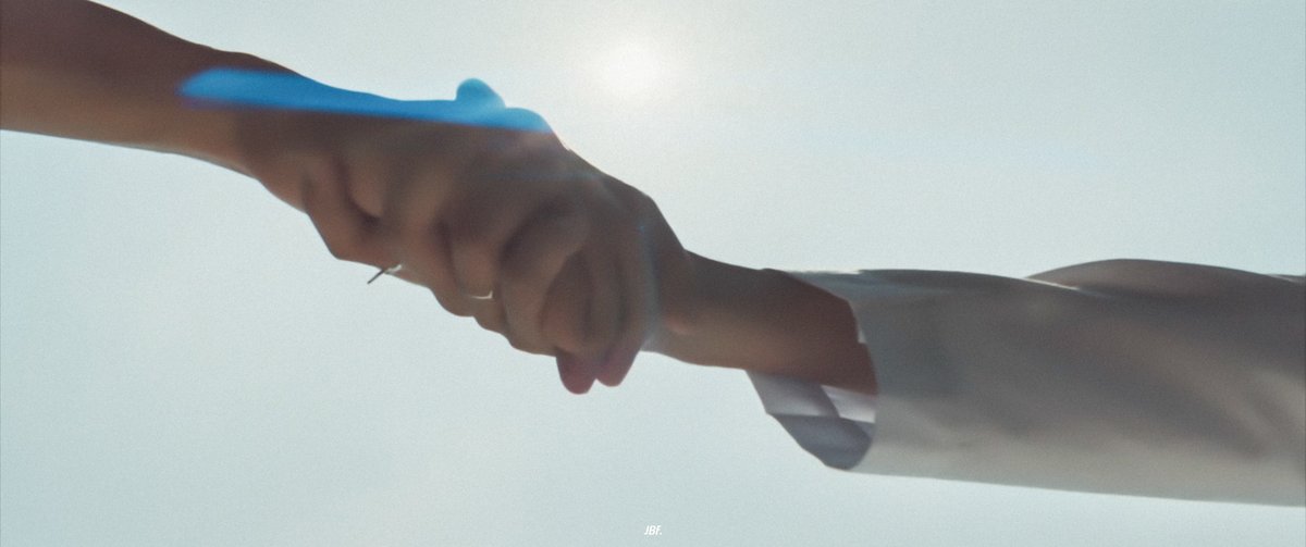 jeffbarcodefilm's tweet photo. Give your hands to serve and your hearts to love 

 #jeffsatur #barcode #barcodetin #jeffbarcode #barcodetinnasit #SATs #unit #HappyEndingPilot #HappyEndingSeries https://t.co/VwSqNRtAt1
