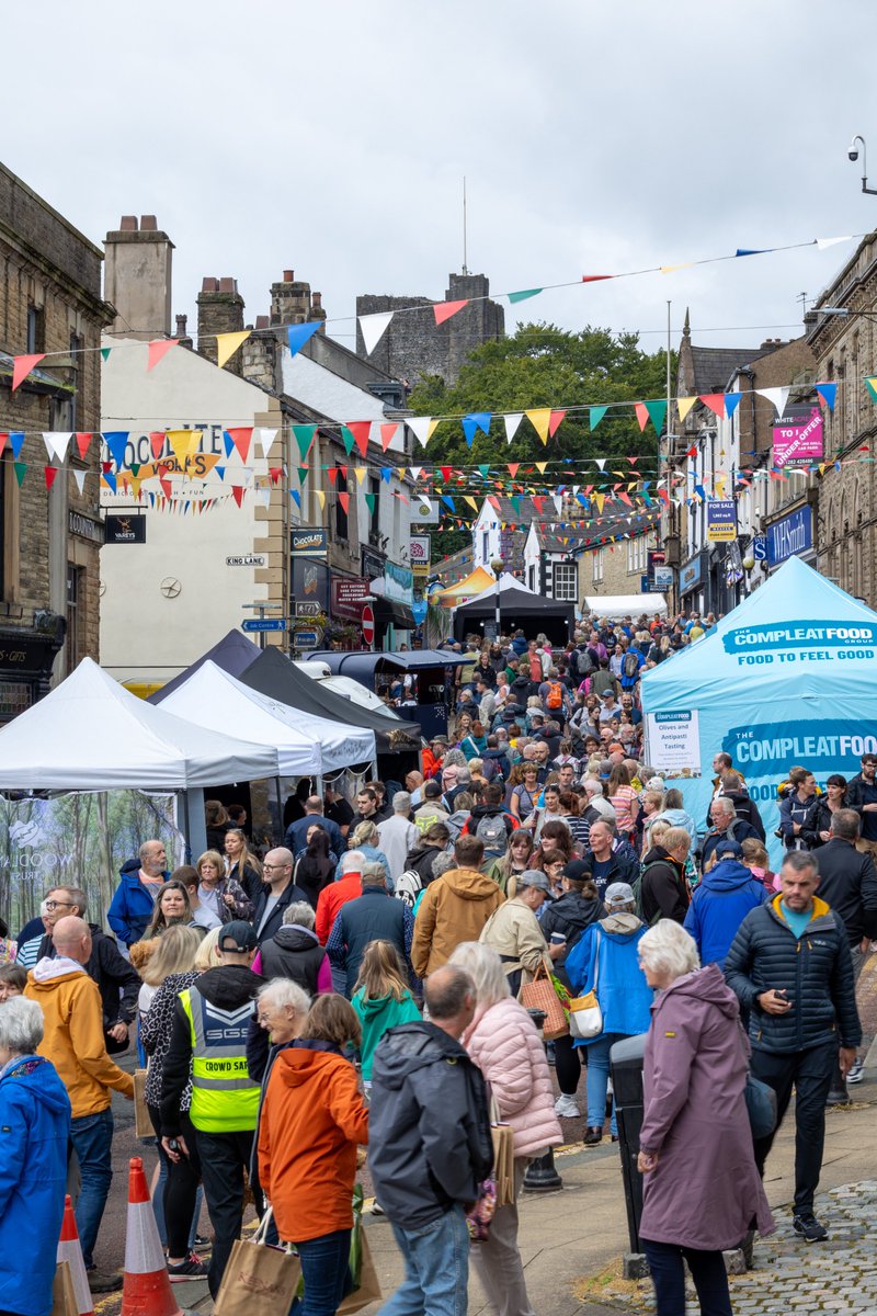 Yum, Yum! - Clitheroe Food Festival is Back on the Menu
Clitheroe Food Festival will be the sweet “dessert” to finish off a five-course “meal” of delicious food-based events celebrating the best of local produce from the Ribble Valley and beyond bit.ly/45QCmwp #CFF24