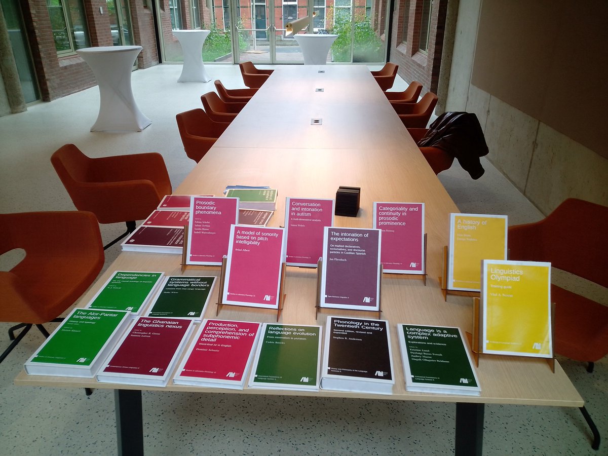 Ready for #SP2024 in lovely Leiden 📕📗📘📙😊