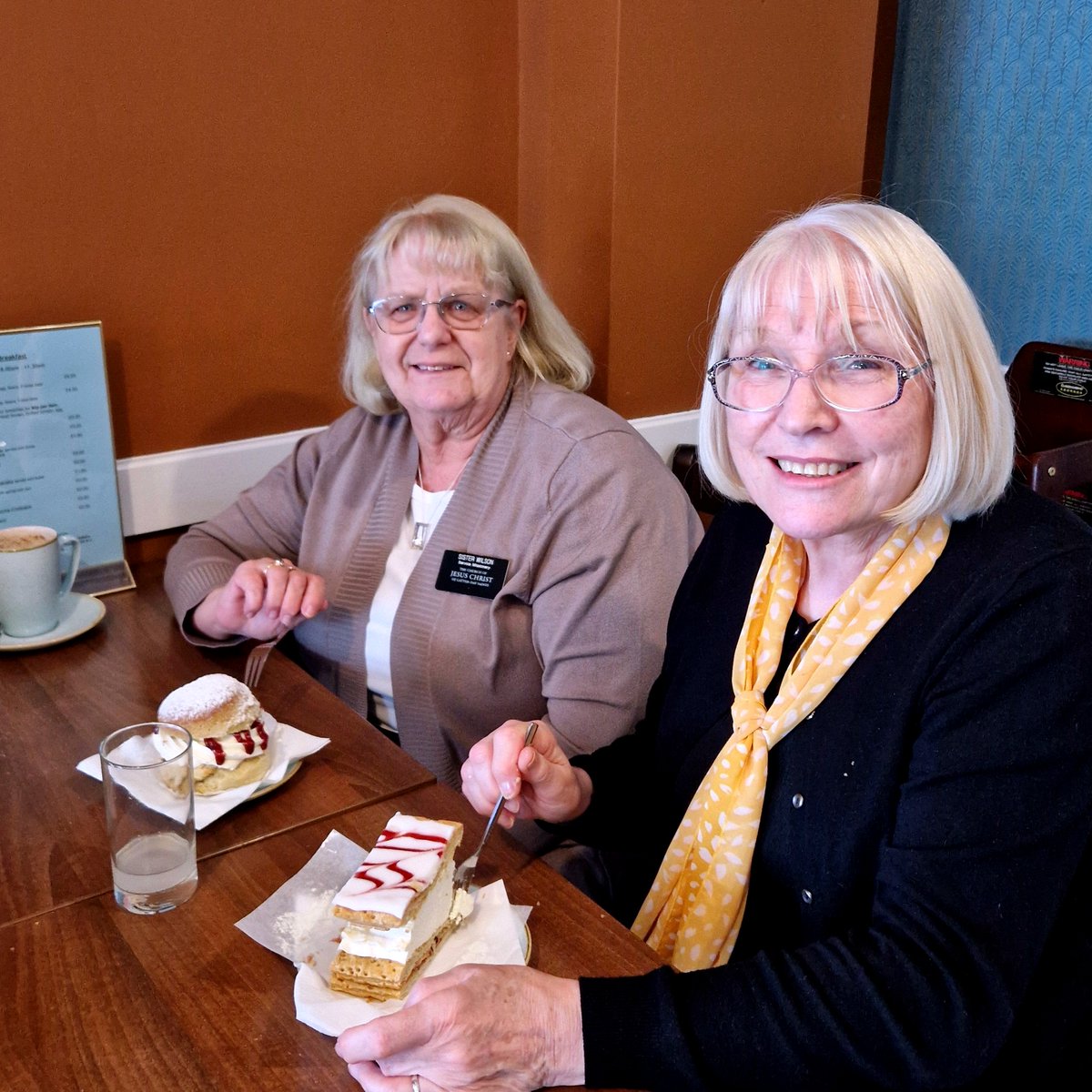 all_you_knead's tweet image. Catch up with your mates over a cuppa and a treat at All You Knead.

Because good times are best shared with good company and good food. ☕🍰 #allyouknead #friendstime #coffeeandcatchup