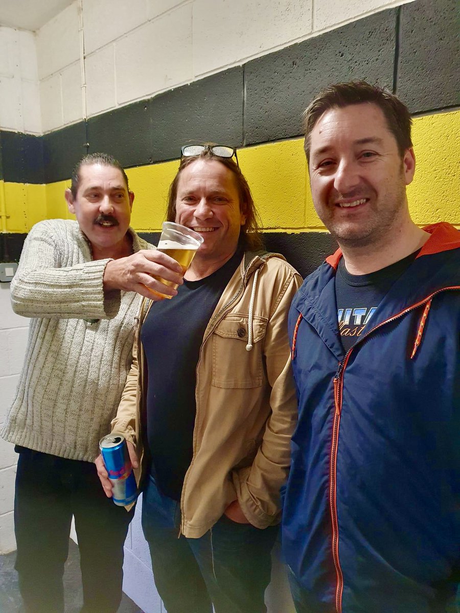 _Queenesque's tweet image. Great gig in Warrington at Moore Rugby Club. 29/6/24.
With the superb Blondie band Picture This.
@GentsOfMoore