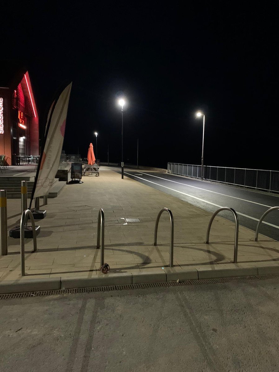 Exmouth Seawall completion, project completed 11:30pm on 28th June just in time for the 400 keen parkrun runners the following day.
#marinecontractors #emergencyworks #concretework #Piling